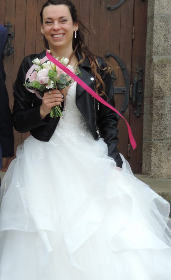 Mariage robe de mariee avec perfecto cuir